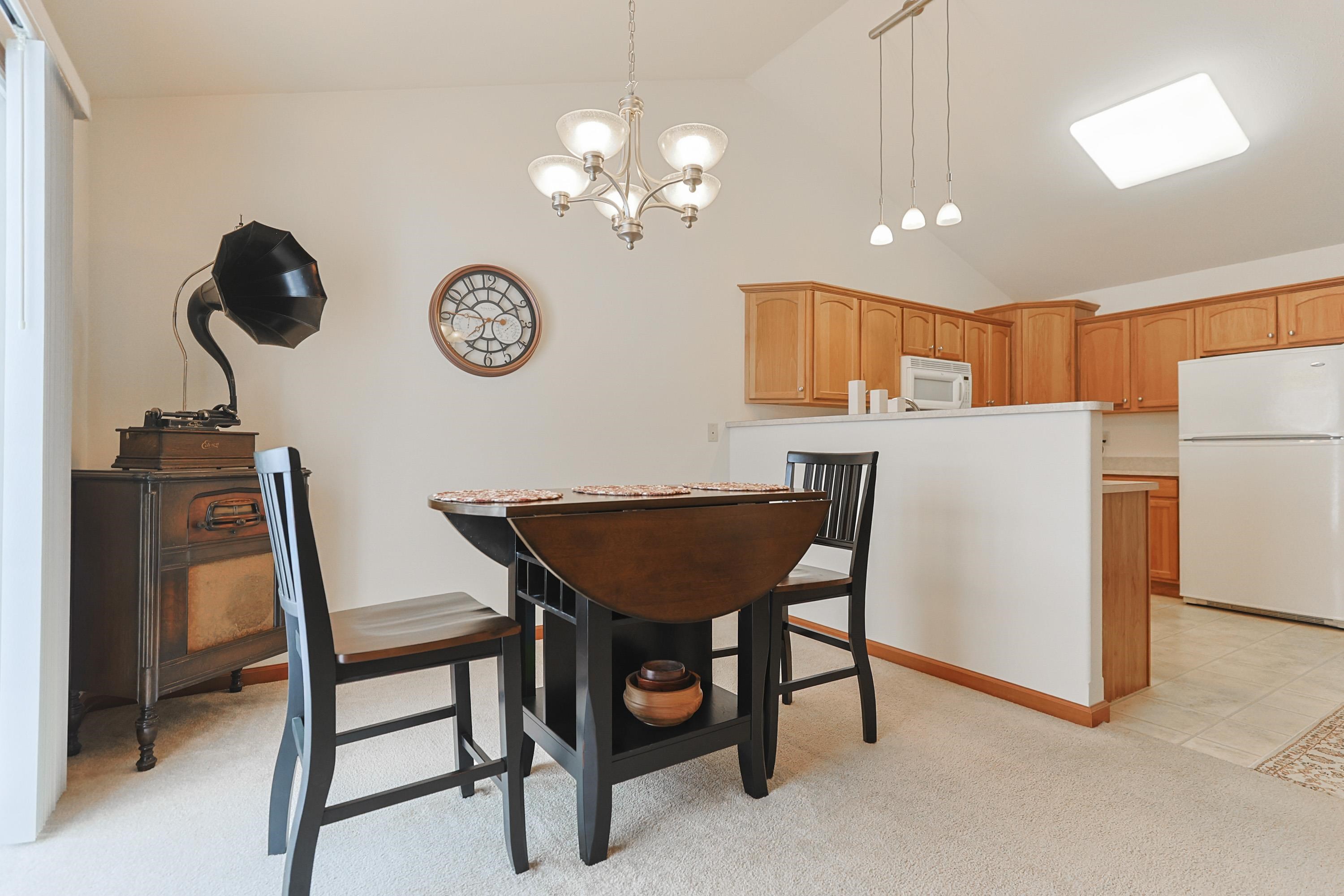 58124 Prairie Ridge Road Goshen, IN 46528 - Photo 9 of 36 Gallery Image 9