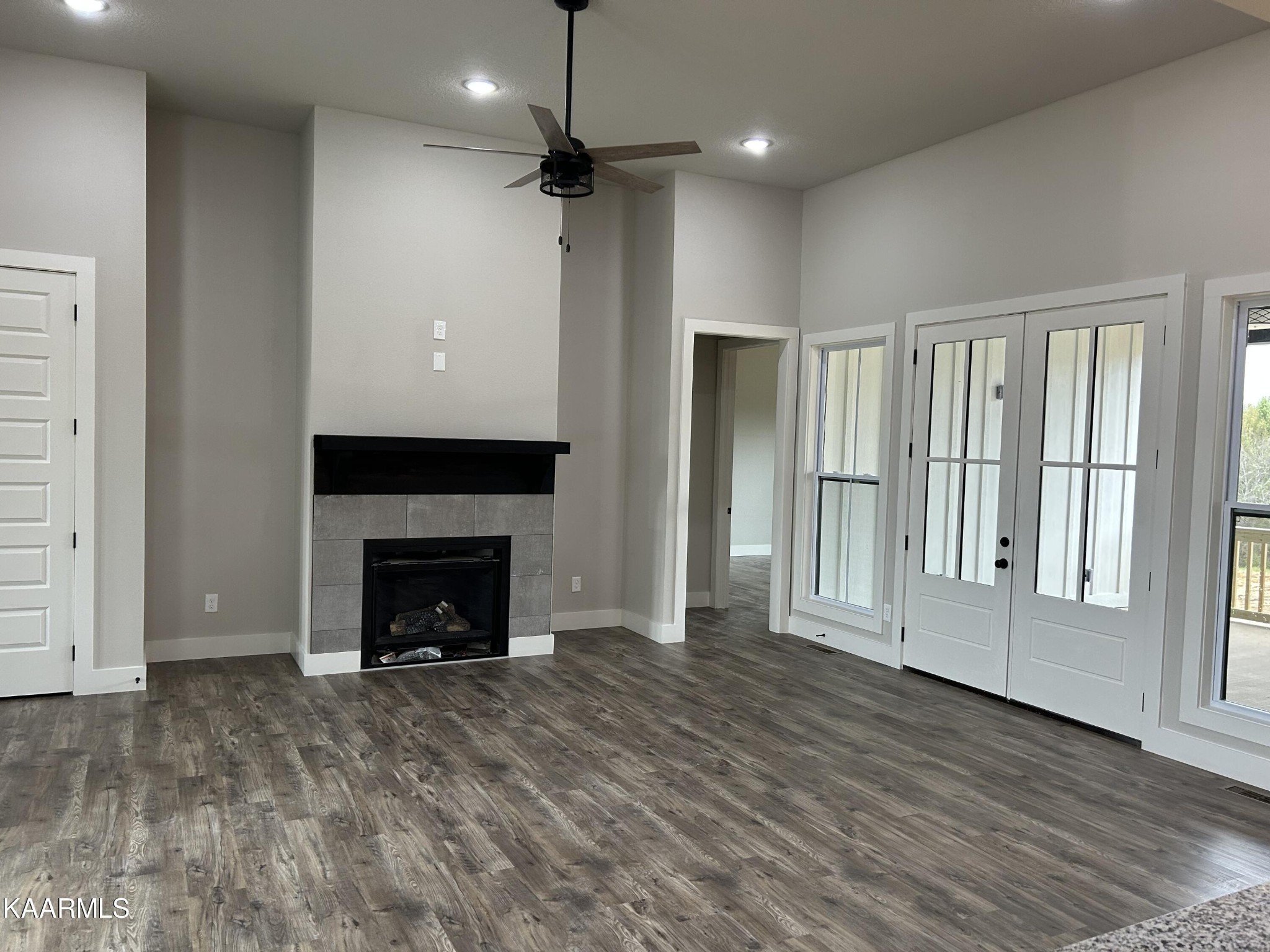 1201 Tom Price Road Jamestown, TN 38556 - Photo 4 of 25 Gallery Image 4