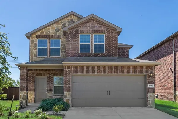 $2,450 | 1701 Elm Fork Bend, Crandall, TX 75114