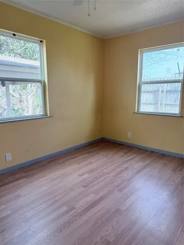 $1,300 | 212 South Main Street, Unit B, Conroe, TX 77301