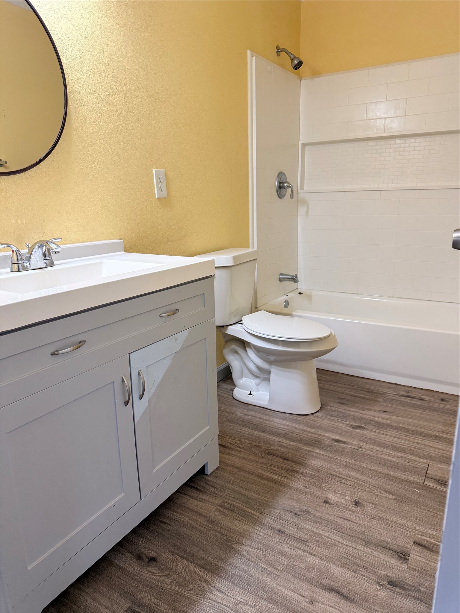 212 South Main Street, Unit B Conroe, TX 77301 - Photo 13 of 15