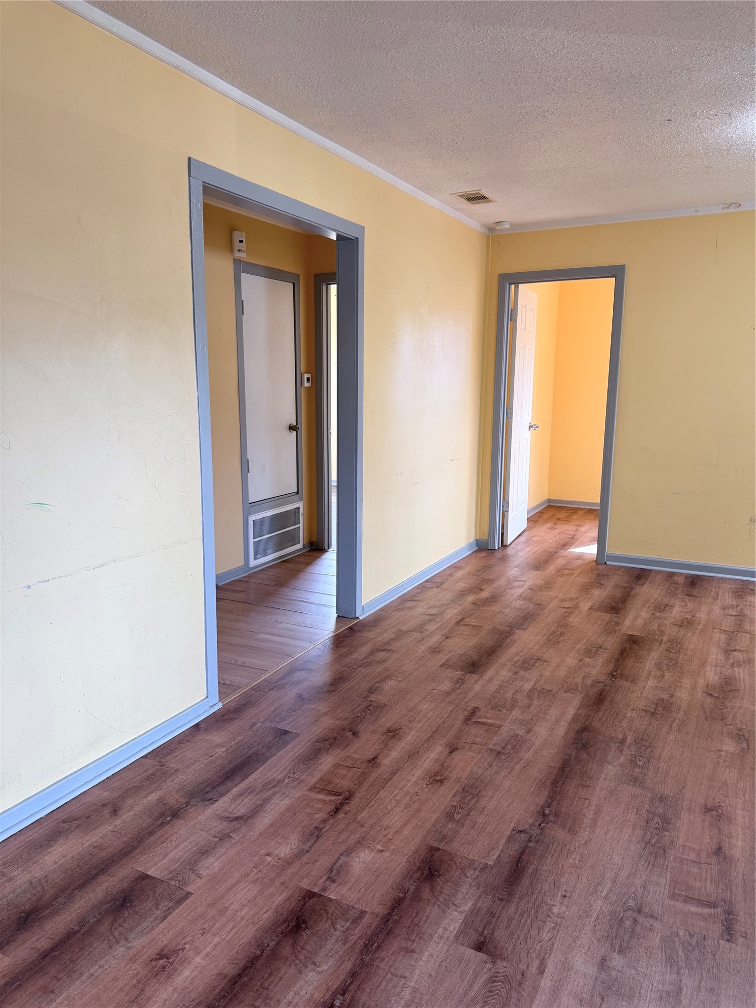 212 South Main Street, Unit B Conroe, TX 77301 - Photo 5 of 15