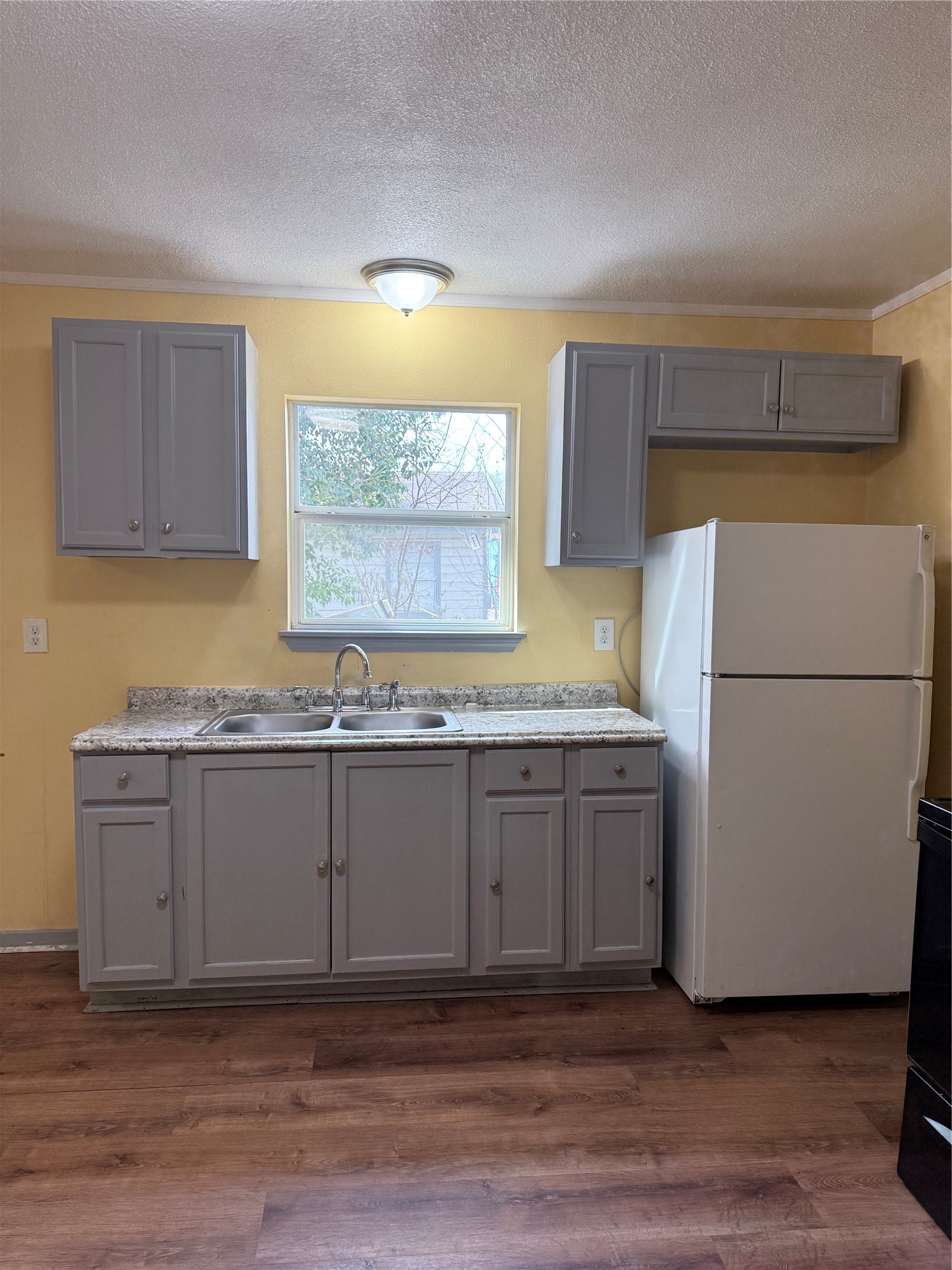 212 South Main Street, Unit B Conroe, TX 77301 - Photo 9 of 15