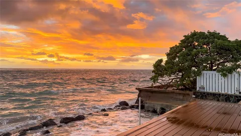 $2,250,000 | 53-853 Kamehameha Highway, Hauula, HI 96717