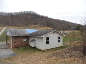 604 Possum Valley Road Dryden, VA 24243 - Photo 2 of 9 Back View
