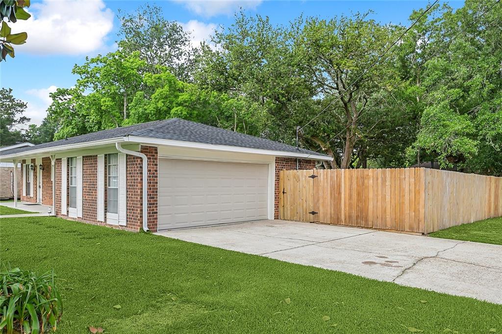 1105 St Joseph Street Slidell, LA 70460 - Photo 3 of 21