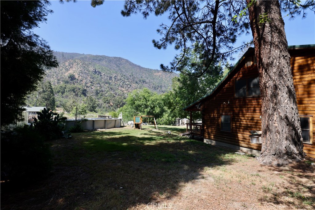 37023 Alder Drive Yucaipa, CA 92399 - Photo 27 of 34 a view of outdoor space and yard