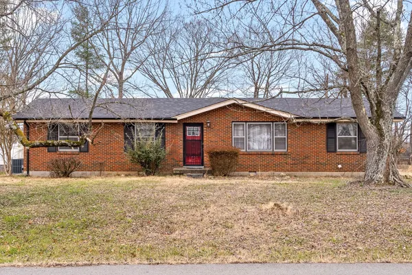 $1,395 | 144 West Park Drive, Clarksville, TN 37043