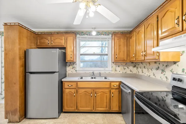 $1,395 | 144 West Park Drive, Clarksville, TN 37043