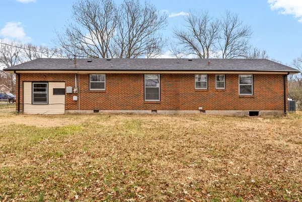 $1,395 | 144 West Park Drive, Clarksville, TN 37043
