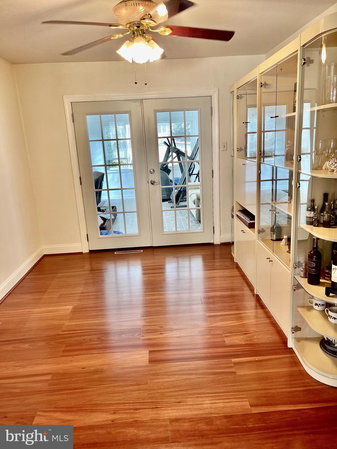 1005 Cedarbrook Road Cherry Hill, NJ 08034 - Photo 4 of 34