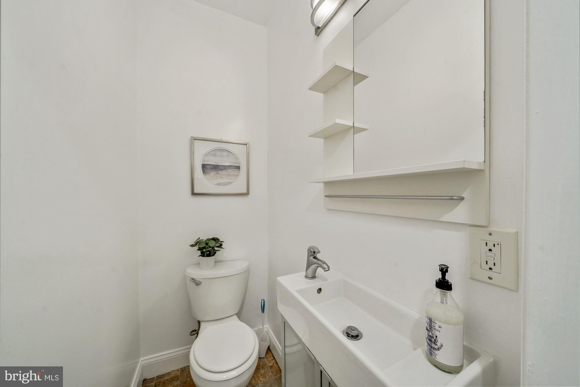 815 11th Street Northeast Washington, DC 20002 - Photo 8 of 26