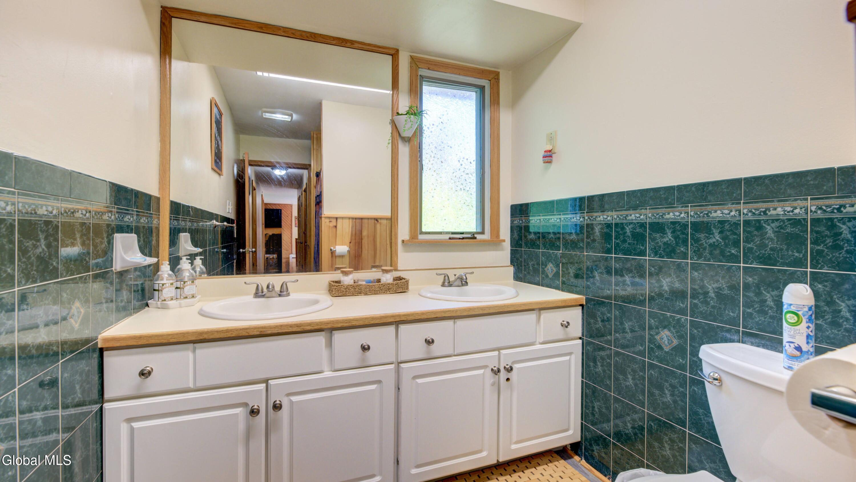 135 Buttermilk Hill Road Wells, NY 12190 - Photo 29 of 69 135 Buttermilk Hill-55