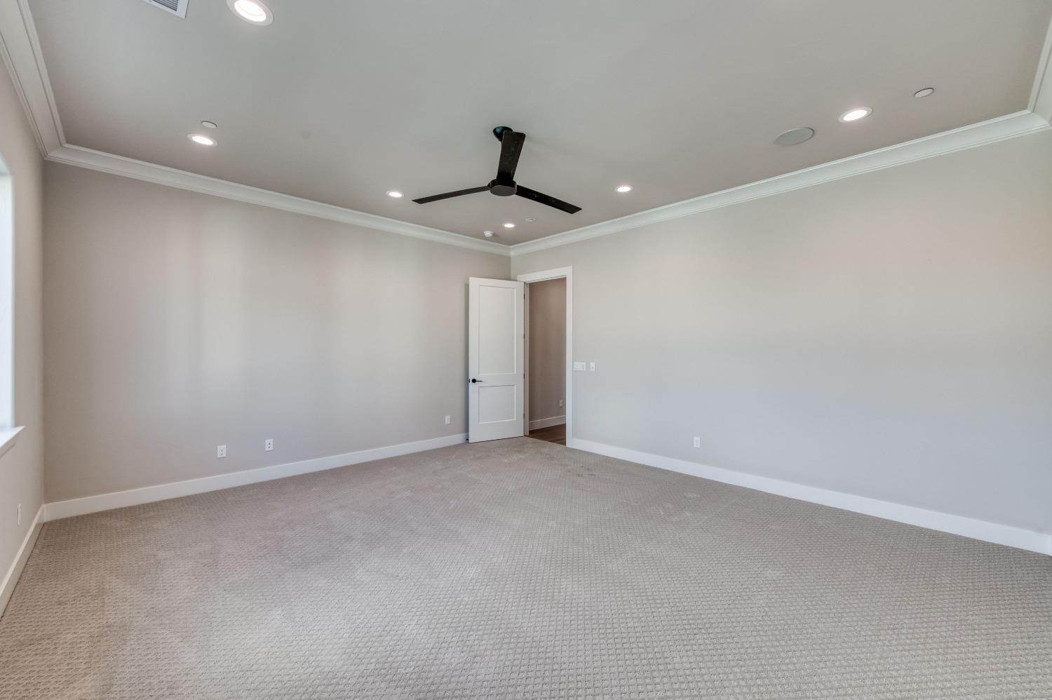 881 Terrace Place Madera, CA 93636 - Photo 33 of 85 a view of an empty room