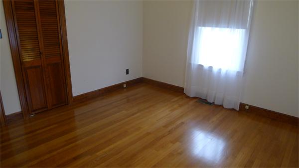 42 Gillette Circle Springfield, MA 01118 - Photo 11 of 27 Gallery Image 11