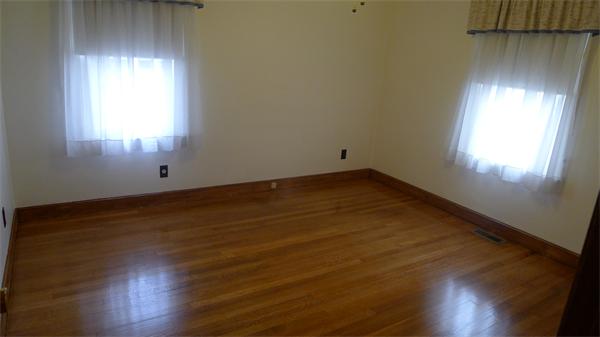 42 Gillette Circle Springfield, MA 01118 - Photo 15 of 27 Gallery Image 15