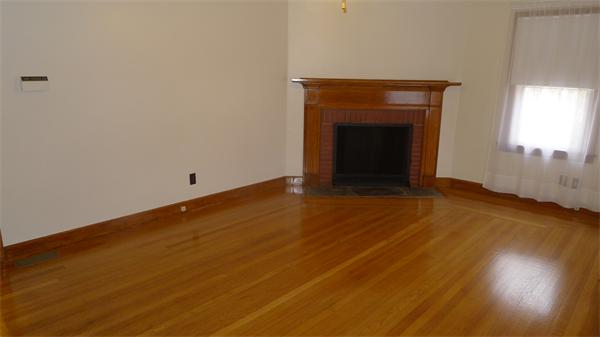 42 Gillette Circle Springfield, MA 01118 - Photo 7 of 27 Gallery Image 7