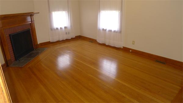 42 Gillette Circle Springfield, MA 01118 - Photo 8 of 27 Gallery Image 8