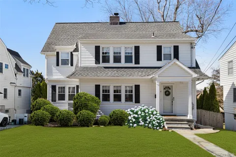 $1,300,000 | 9 Rutgers Place, Scarsdale, NY 10583