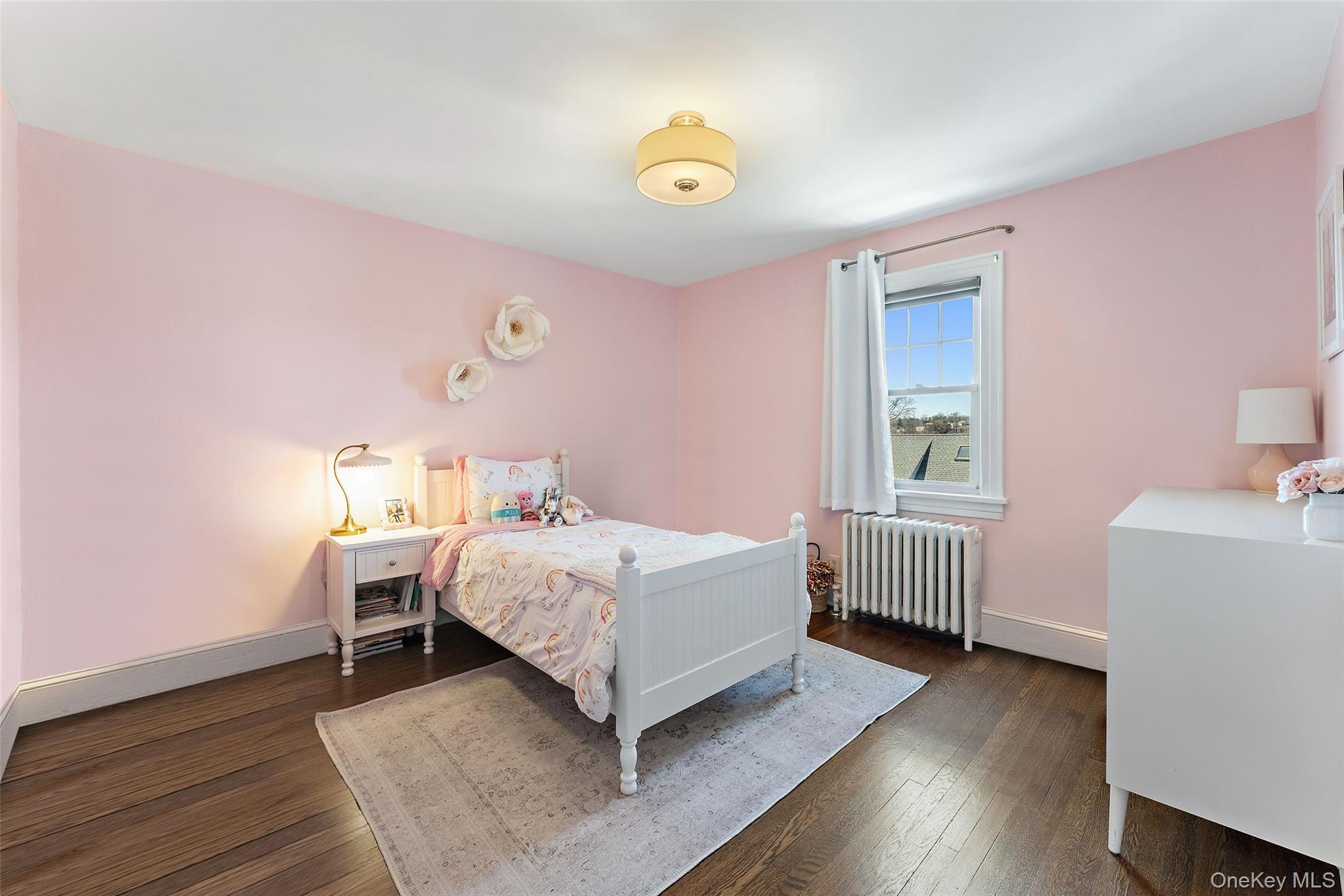 9 Rutgers Place Scarsdale, NY 10583 - Photo 22 of 36 Bedroom