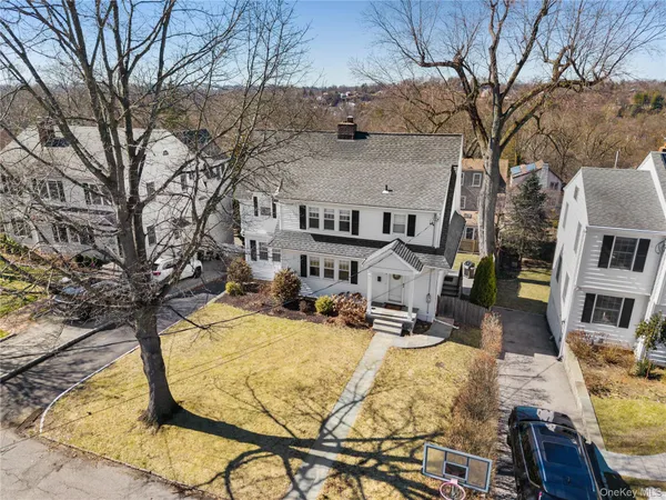 $1,300,000 | 9 Rutgers Place, Scarsdale, NY 10583