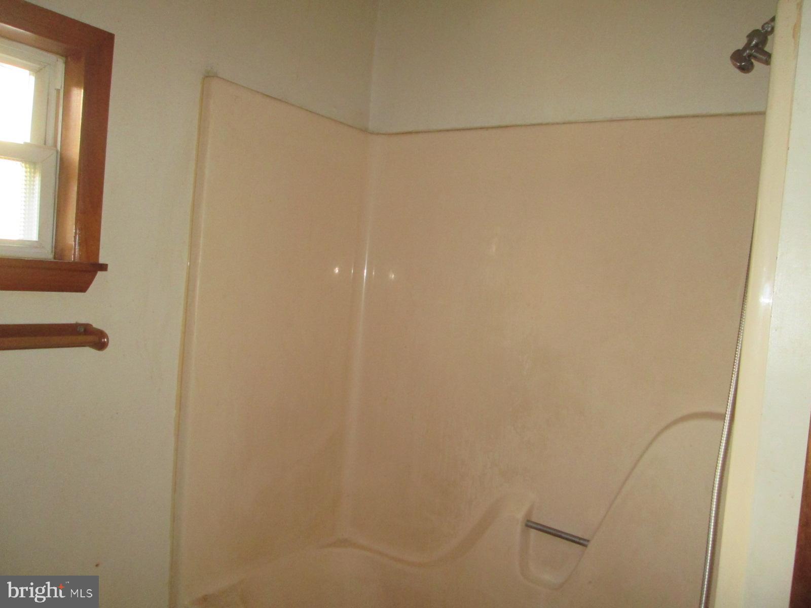 1600 Philadelphia Road Joppa, MD 21085 - Photo 20 of 20 a bathroom with a shower