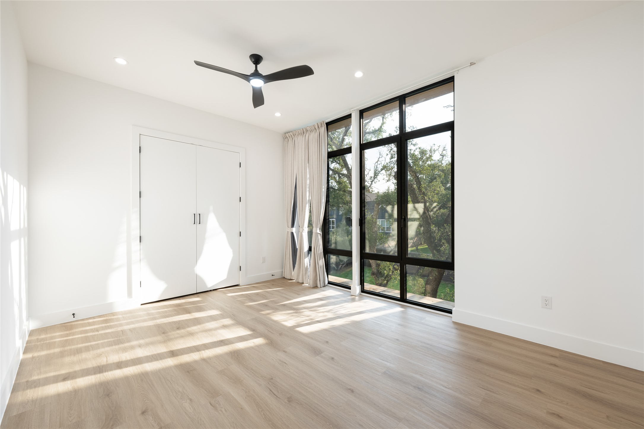 1108 Castile Road Austin, TX 78733 - Photo 18 of 24 Gallery Image 18