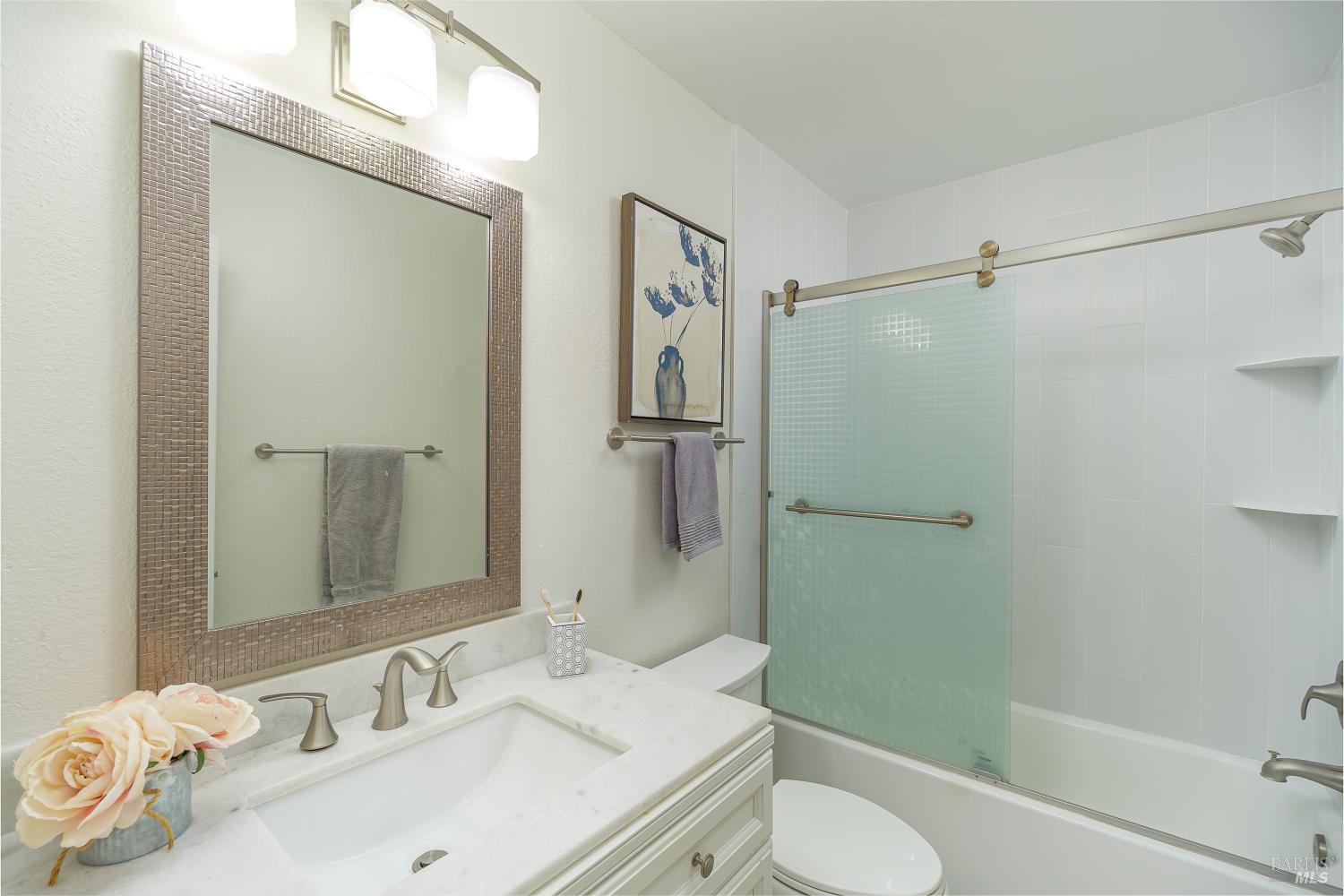56 Dockside Circle San Rafael, CA 94903 - Photo 13 of 22