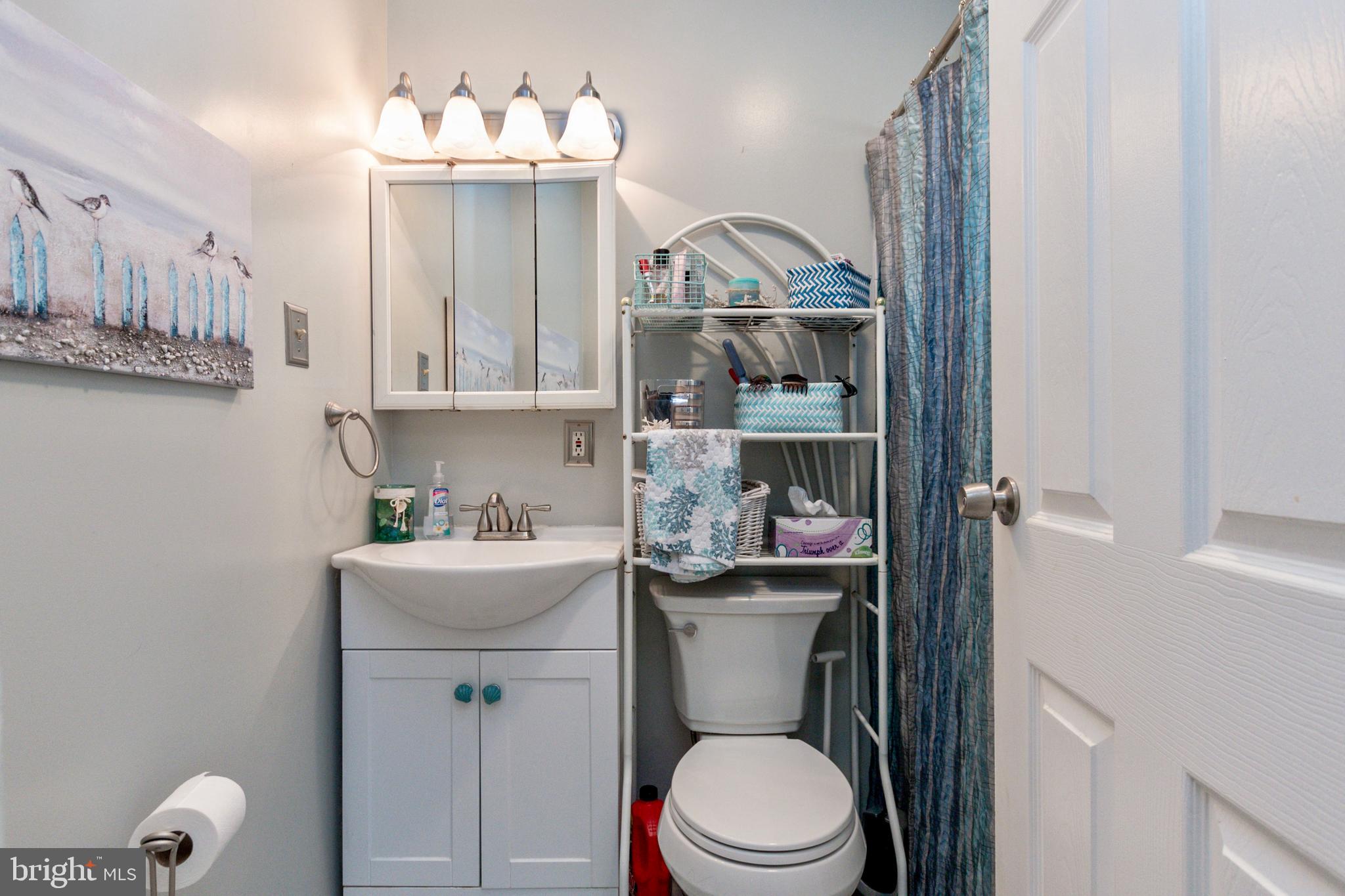 1005 Albemarle Road Sterling, VA 20164 - Photo 11 of 23 Gallery Image 11