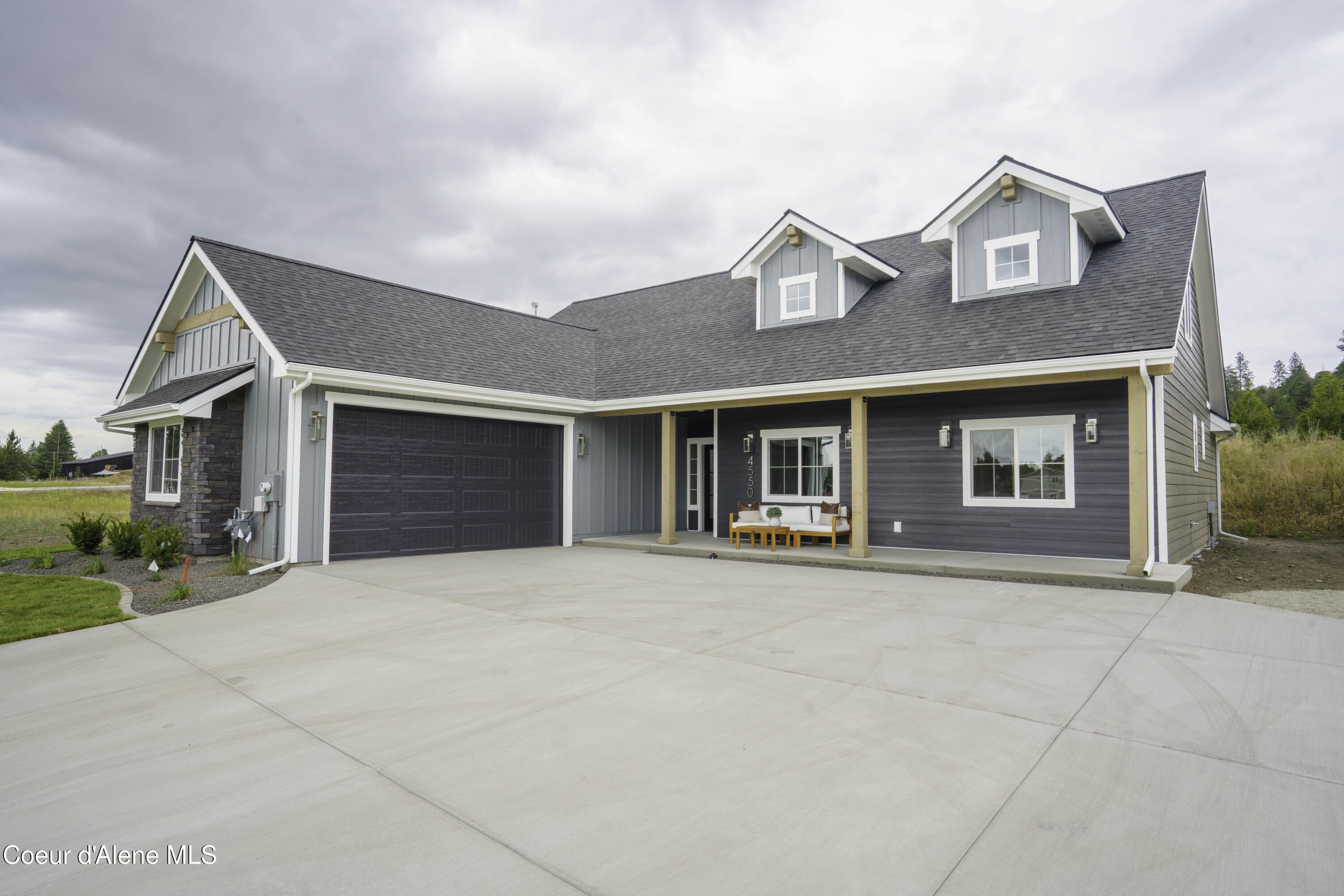 4550 East Savea Lane Post Falls, ID 83854 - Photo 2 of 30 4550ESaveaLn-23