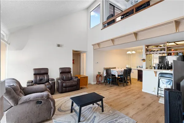 $630,000 | 25761 Le Parc, Unit 68, Lake Forest, CA 92630