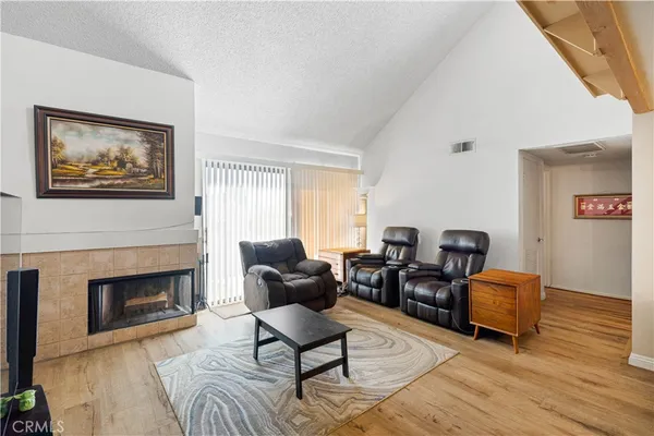 $630,000 | 25761 Le Parc, Unit 68, Lake Forest, CA 92630