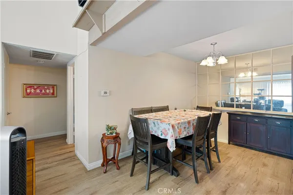 $630,000 | 25761 Le Parc, Unit 68, Lake Forest, CA 92630