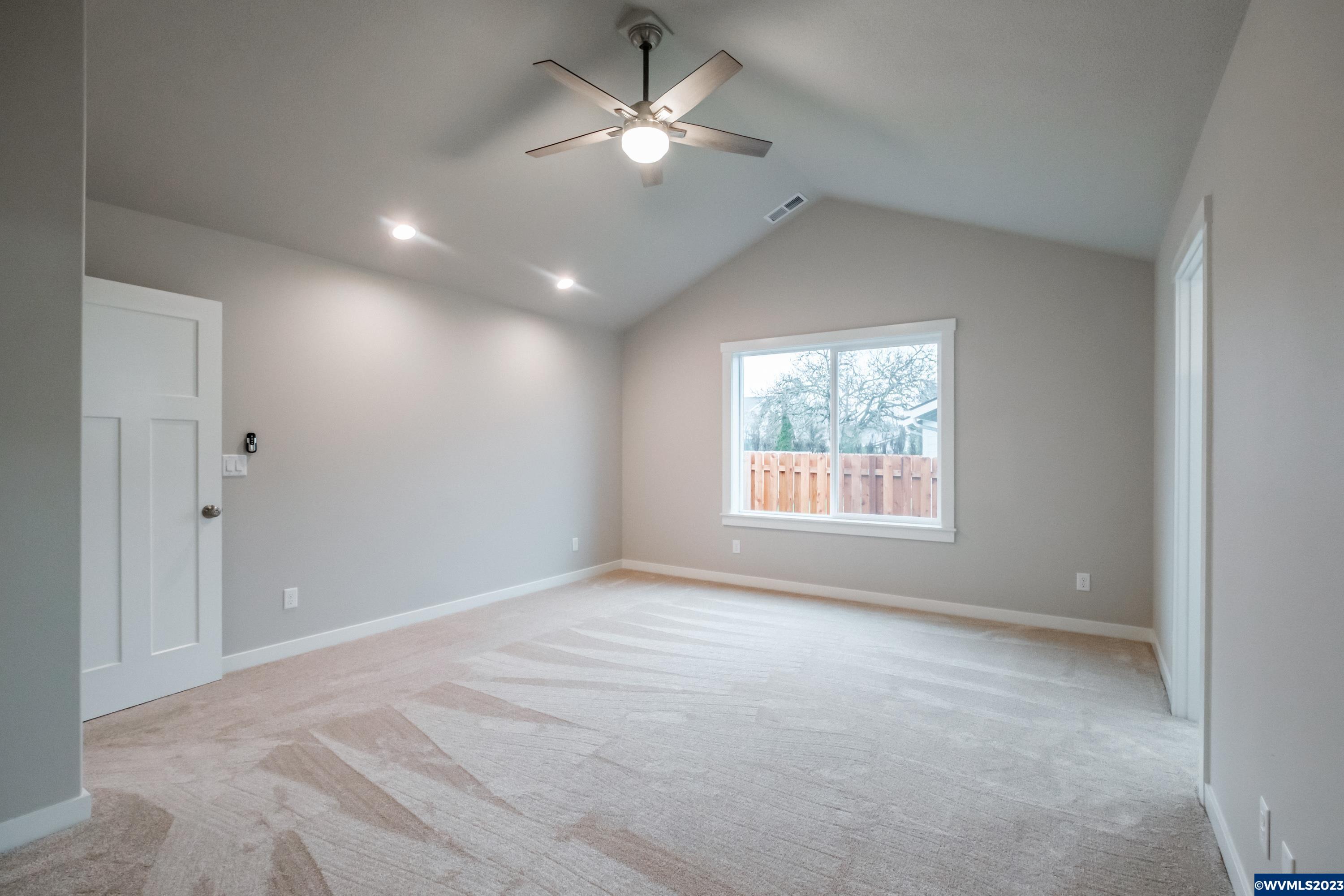1622 Southwest Ellis Street Dallas, OR 97338 - Photo 20 of 35 Gallery Image 20