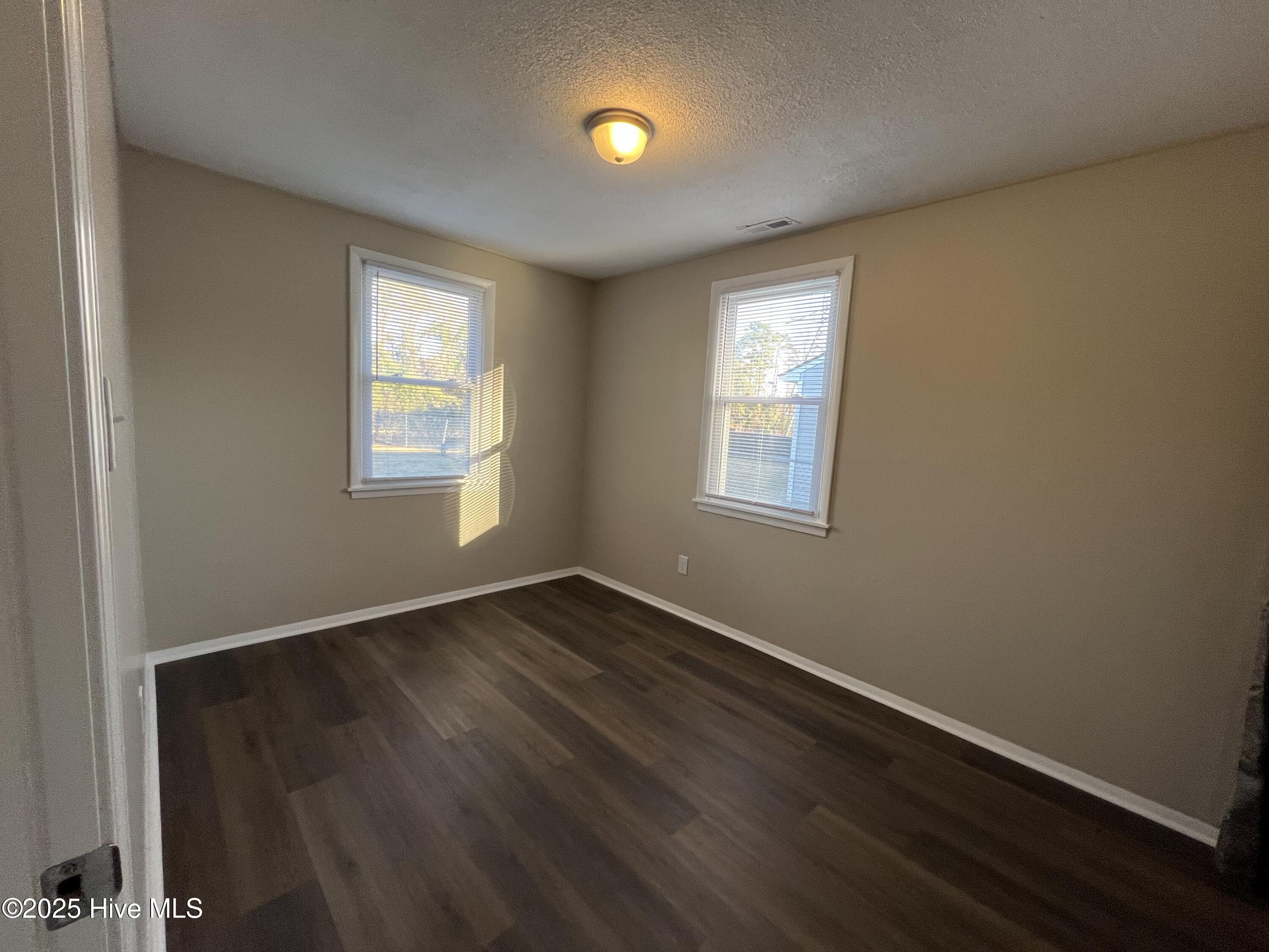 1228 Davis Street Jacksonville, NC 28540 - Photo 7 of 8 IMG_8893