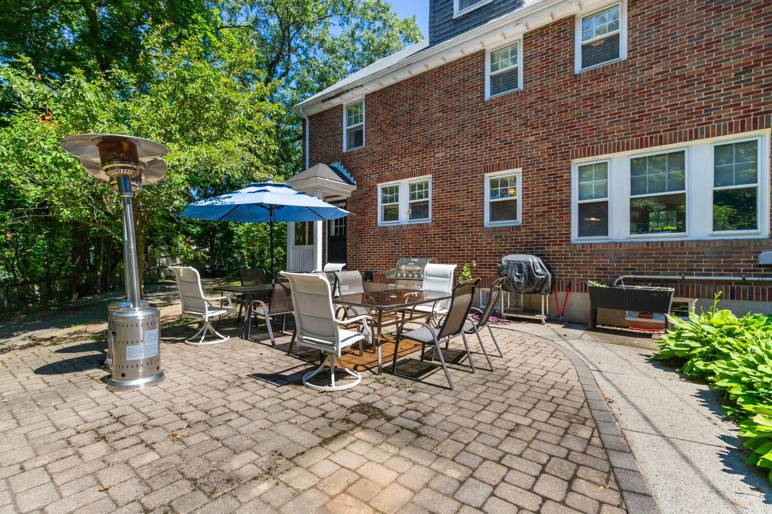 114 South Border Road Medford, MA 02155 - Photo 31 of 36 Gallery Image 31