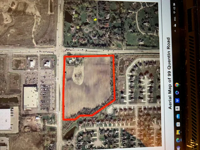 $7,444,000 | 99 North Quentin Road, Lake Zurich, IL 60047