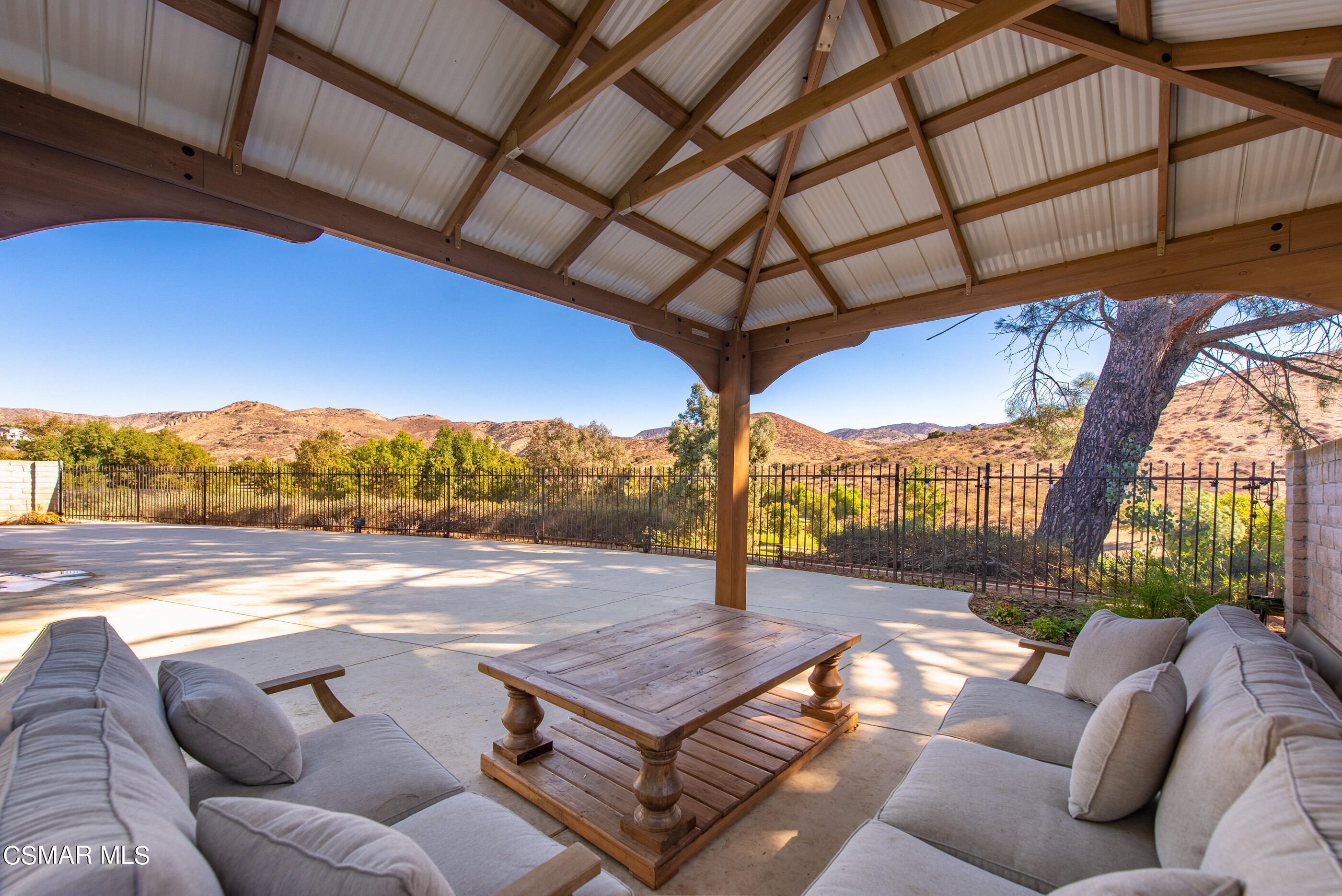 3386 Texas Avenue Simi Valley, CA 93063 - Photo 52 of 71 a view of a couches in the patio