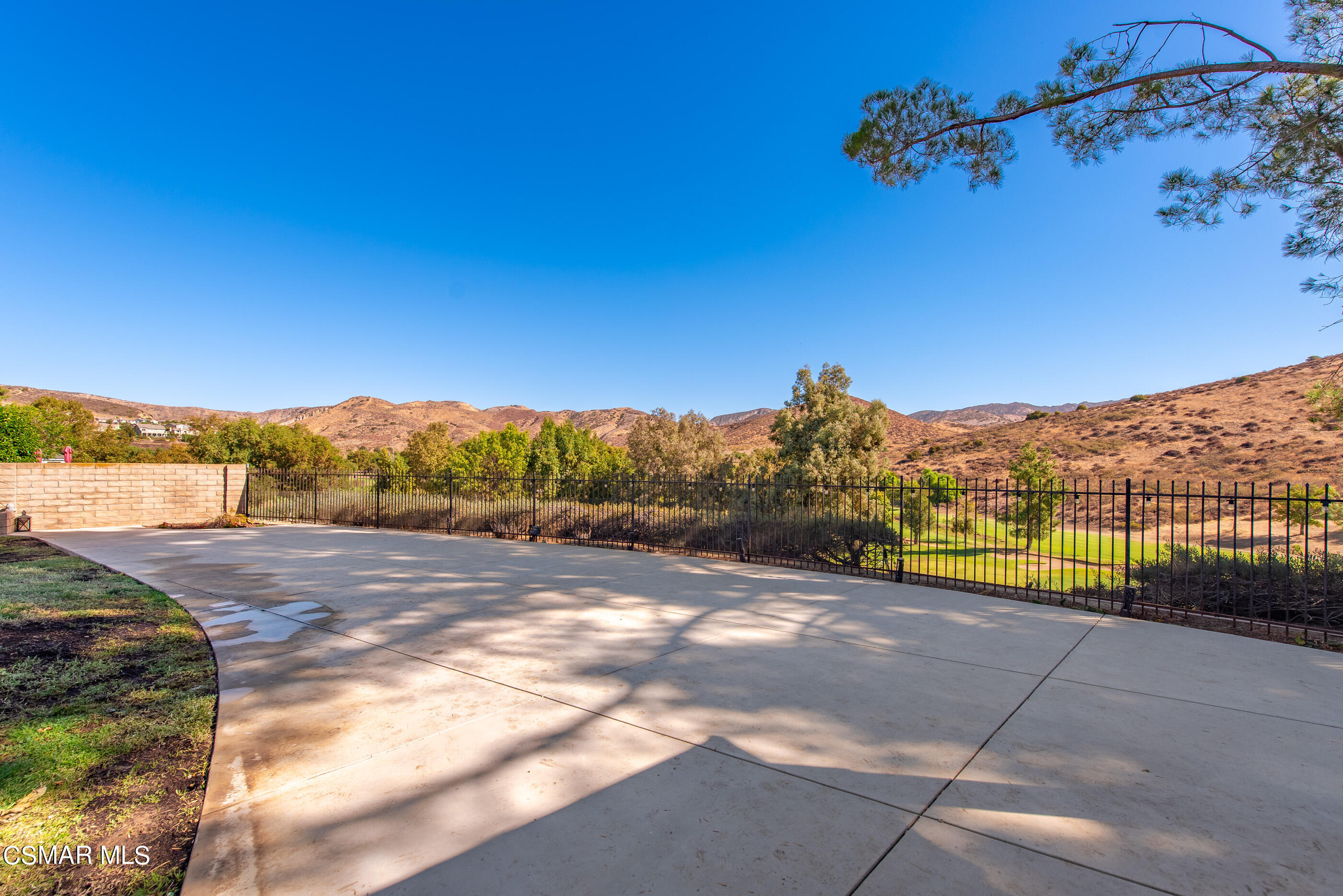 3386 Texas Avenue Simi Valley, CA 93063 - Photo 53 of 71 a view of a beach with a ocean view