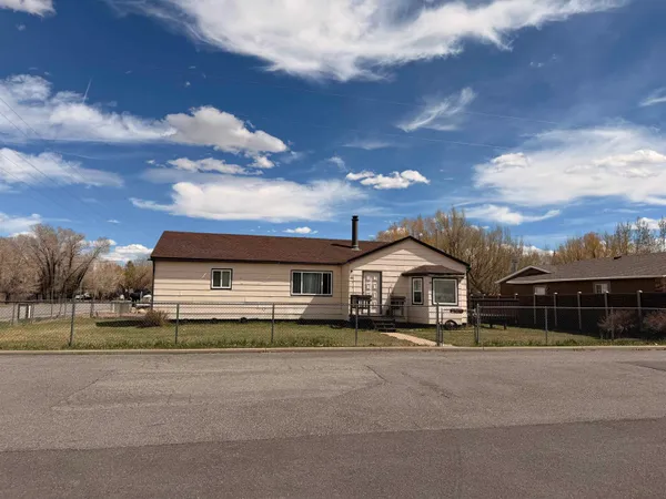 $249,000 | 36 Hawthorne Street, Mountain View, WY 82939