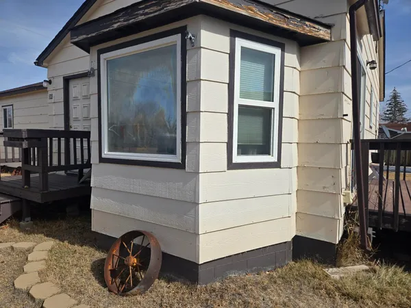 $249,000 | 36 Hawthorne Street, Mountain View, WY 82939