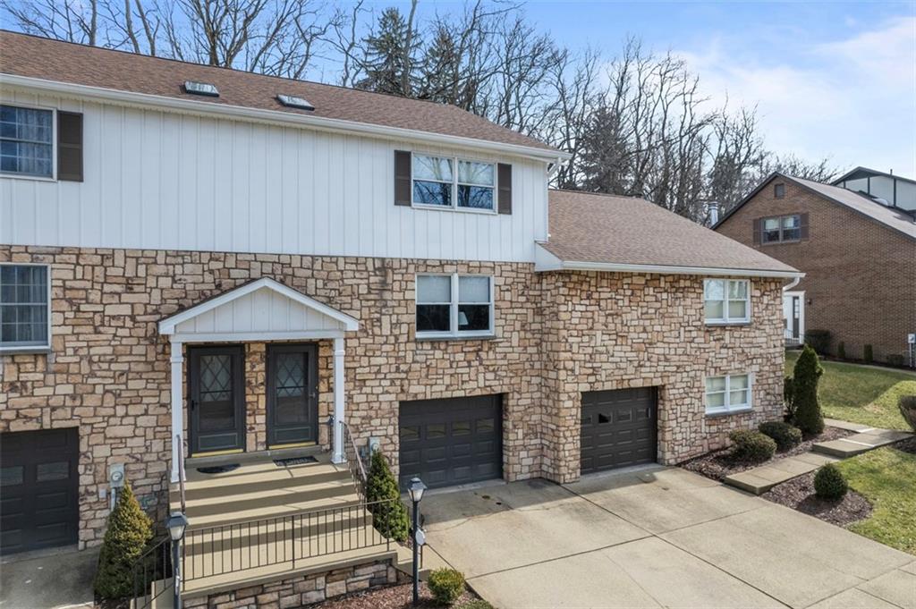602 Forest Ridge Drive Pittsburgh, PA 15221 - Photo 1 of 41 Gallery Image 1