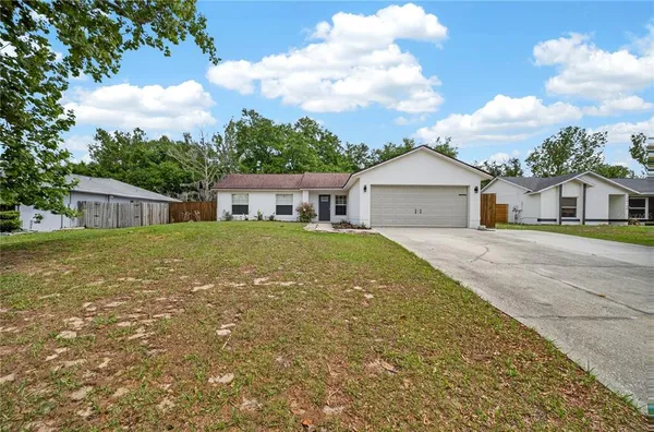 $2,300 | 10748 Siena Drive, Clermont, FL 34711