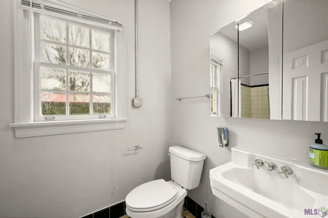 $479,900 | 418 Kenwood Avenue, Baton Rouge, LA 70806