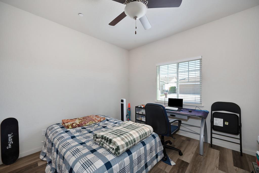 7905 Springarden Way Sacramento, CA 95828 - Photo 21 of 23