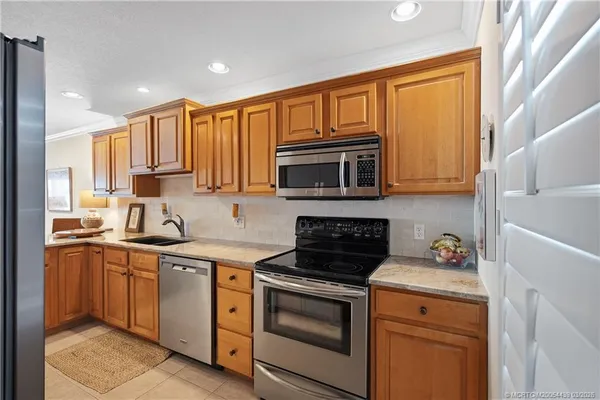 $400,000 | Undisclosed Address, Stuart, FL 34994