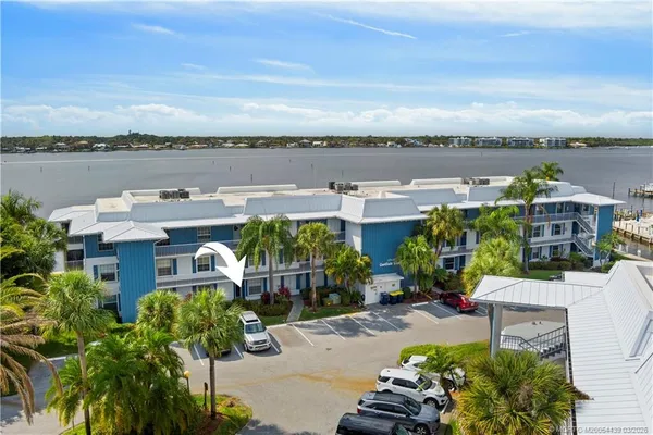 $400,000 | Undisclosed Address, Stuart, FL 34994