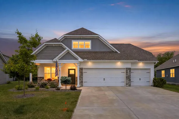 $540,000 | 11564 Parkside Court, Champlin, MN 55316