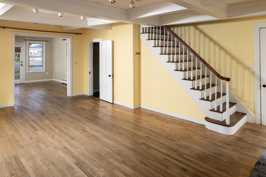 46 Sunset Avenue Hull, MA 02045 - Photo 7 of 28