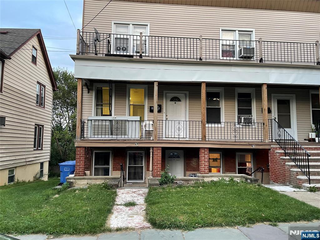 69 Feronia Way, Unit 69 1/2 Rutherford, NJ 07070 - Photo 2 of 9